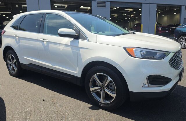 2023 FORD Edge