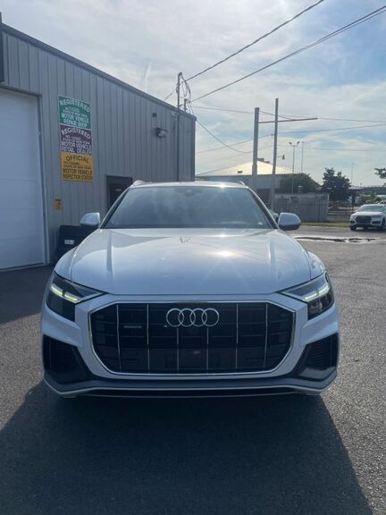 2021 Audi Q8