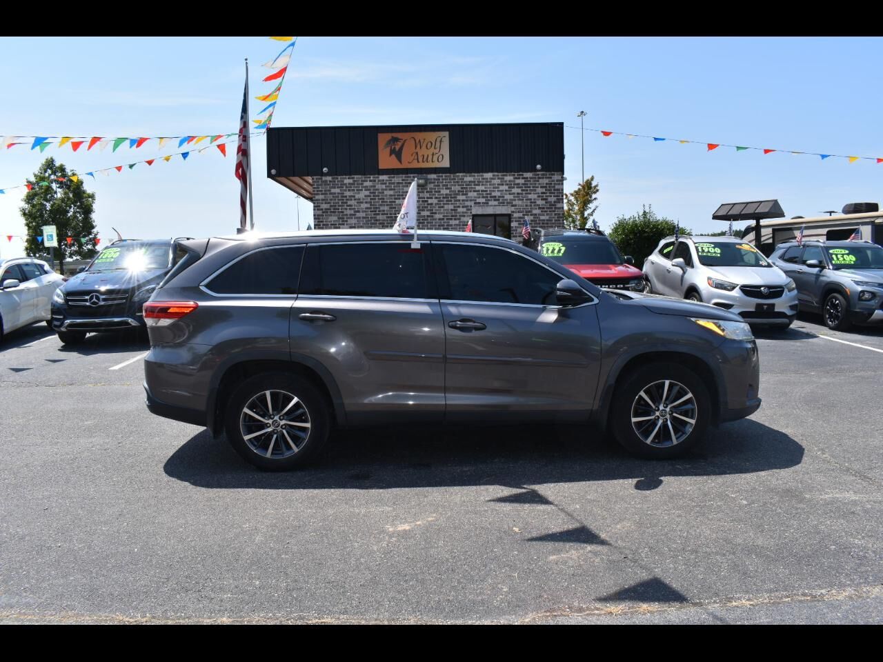 2019 TOYOTA Highlander