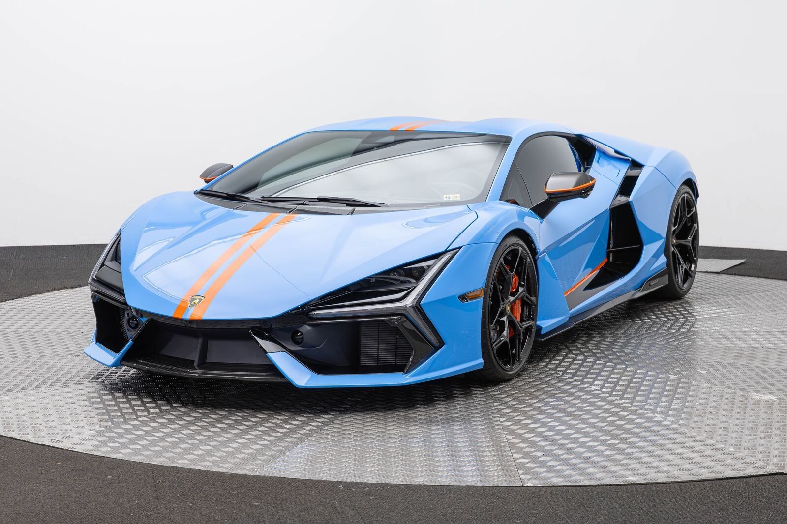 2024 LAMBORGHINI Revuelto