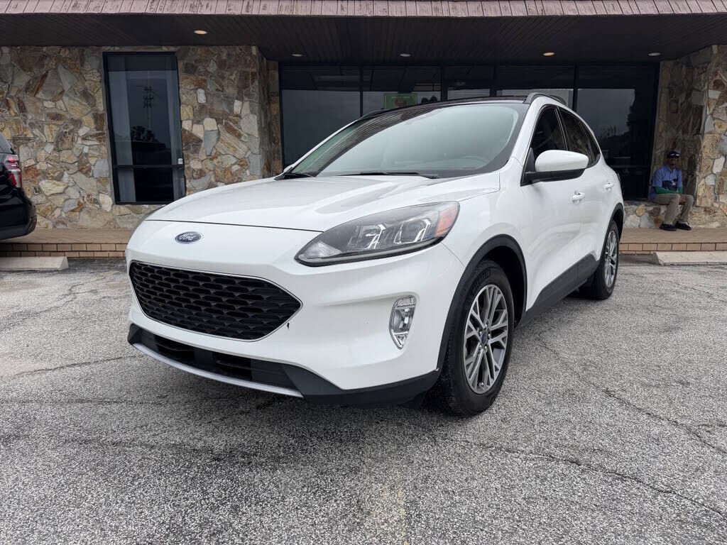 2022 FORD Escape