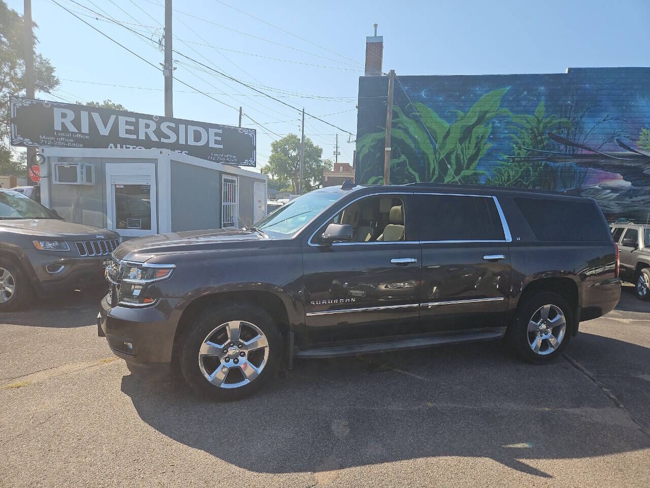 2016 CHEVROLET Suburban