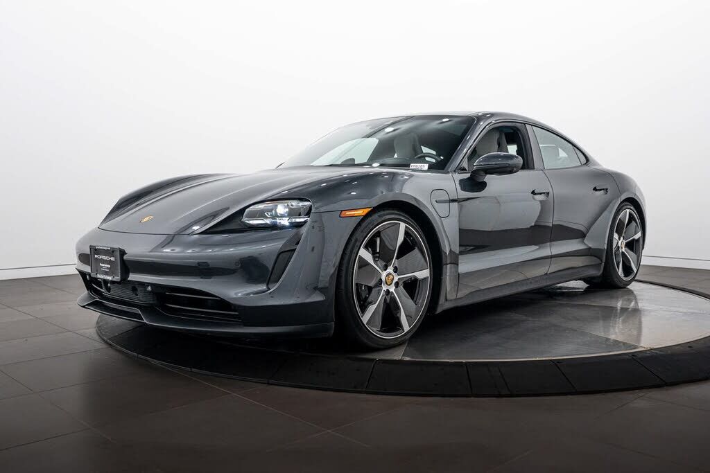 2021 PORSCHE Taycan