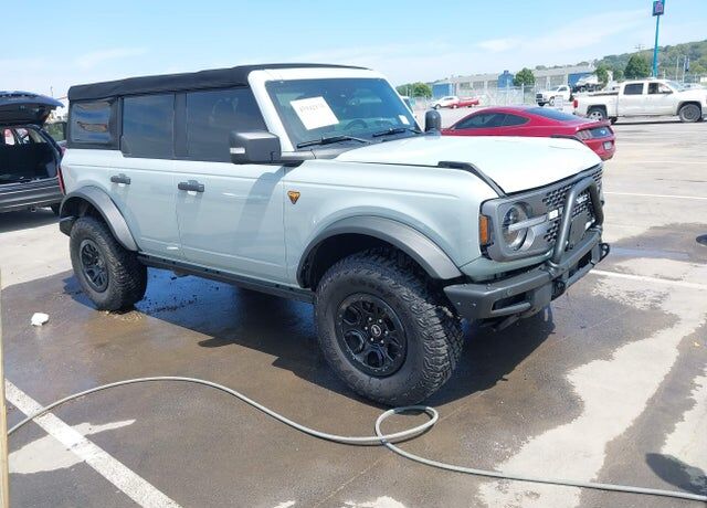 2021 FORD Bronco