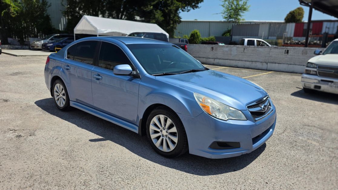 2011 SUBARU Legacy