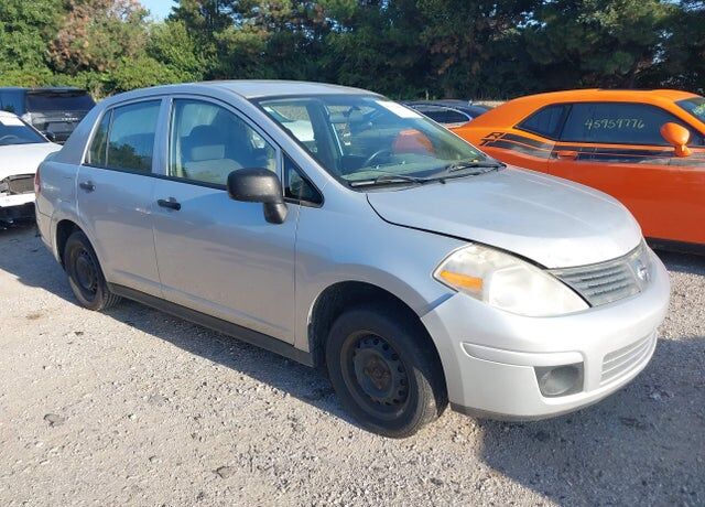 2009 NISSAN Versa