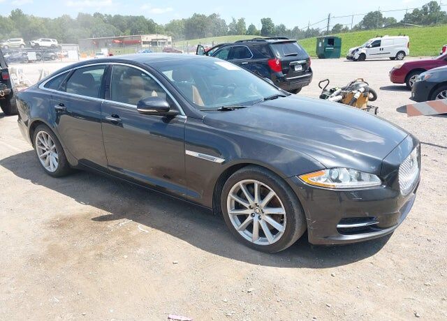 2013 JAGUAR XJ