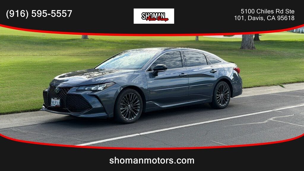 2020 TOYOTA Avalon