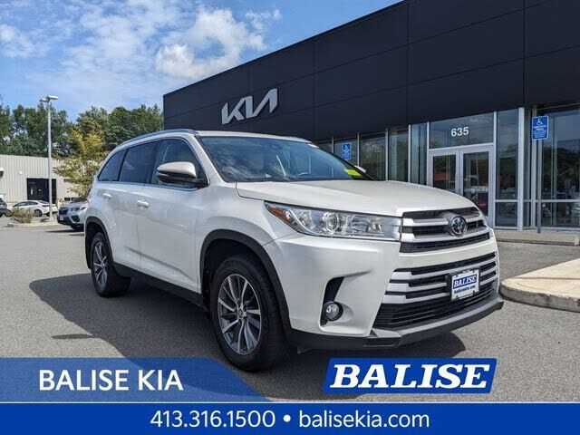 2019 TOYOTA Highlander