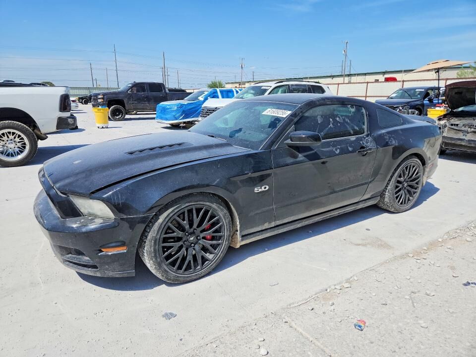 2013 FORD Mustang