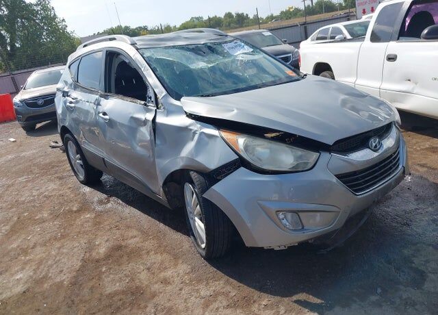 2013 HYUNDAI Tucson