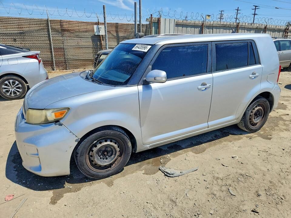 2011 TOYOTA SCION