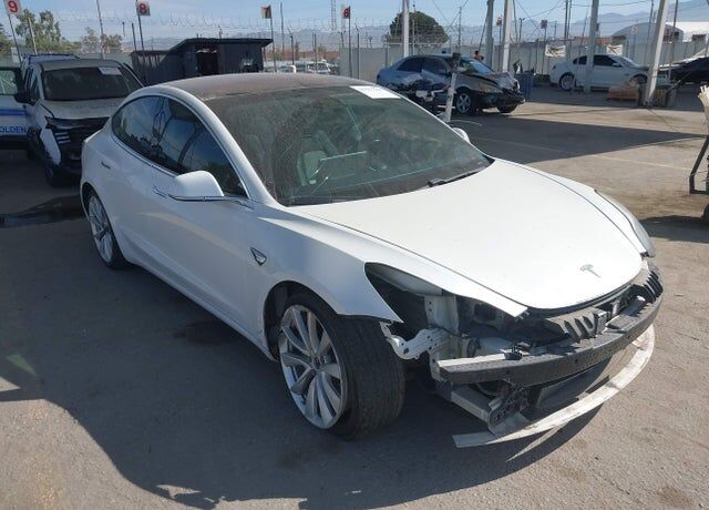 2018 TESLA Model 3