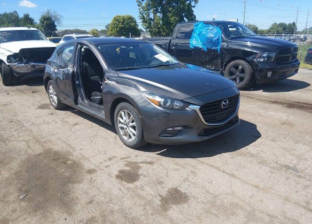 2017 MAZDA Mazda3