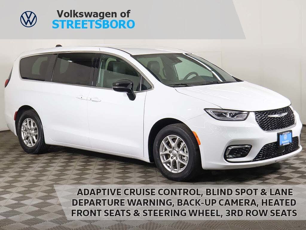 2025 CHRYSLER Pacifica