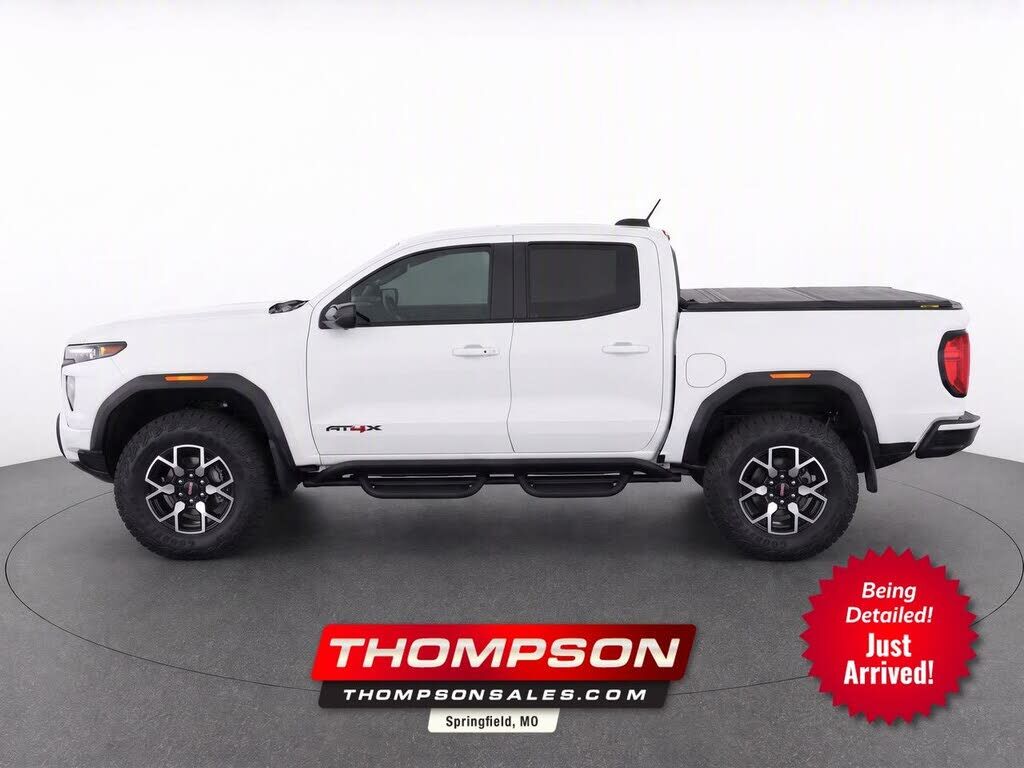 2023 GMC Canyon