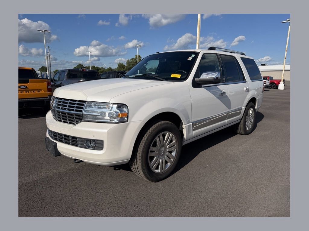 2014 LINCOLN Navigator