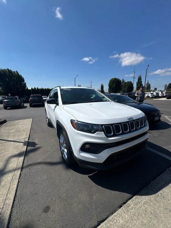 2022 JEEP Compass