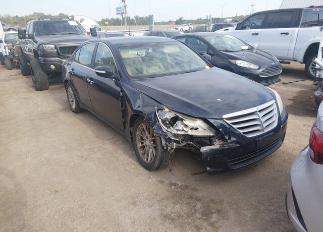 2011 HYUNDAI Genesis