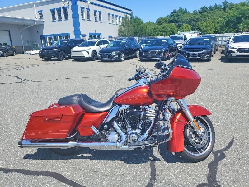 2013 HARLEY DAVIDSON Road Glide Custom