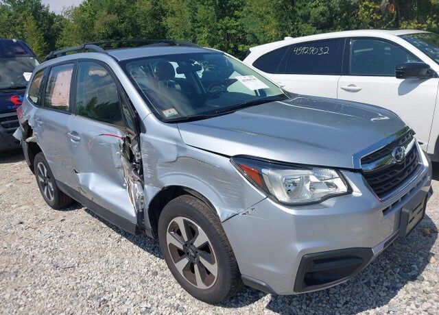 2017 SUBARU Forester