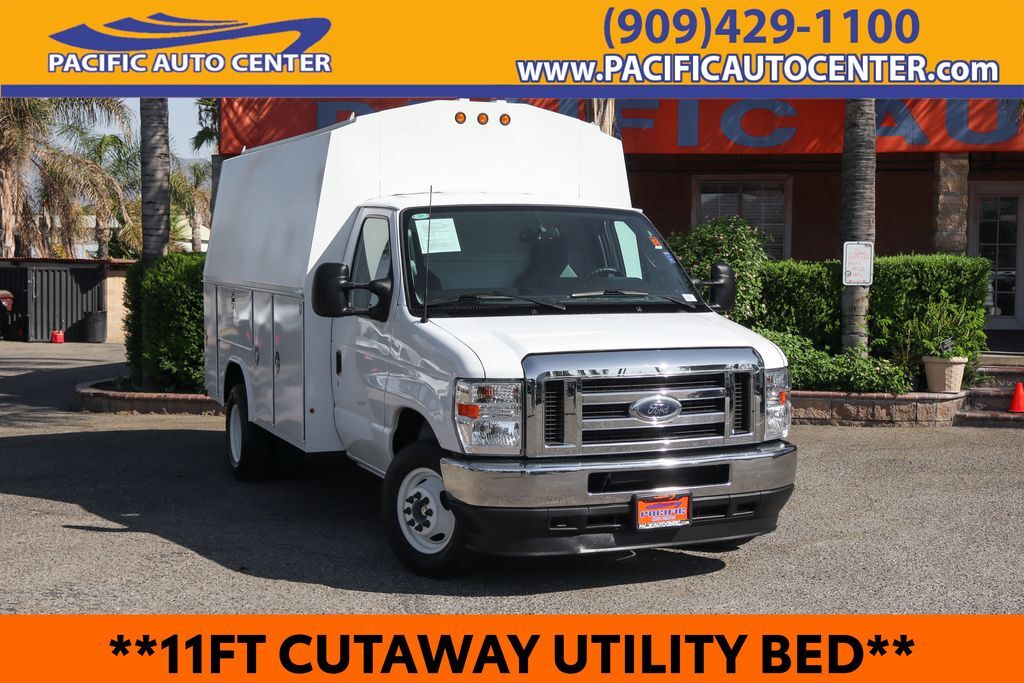 2024 FORD E-350