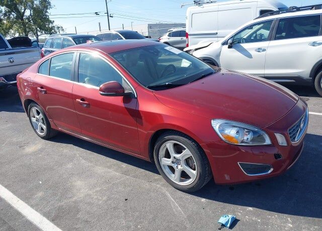 2012 VOLVO S60