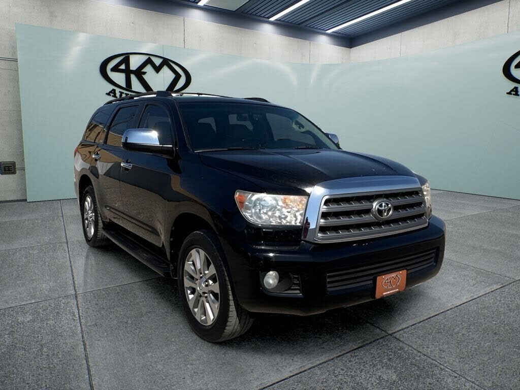 2015 TOYOTA Sequoia