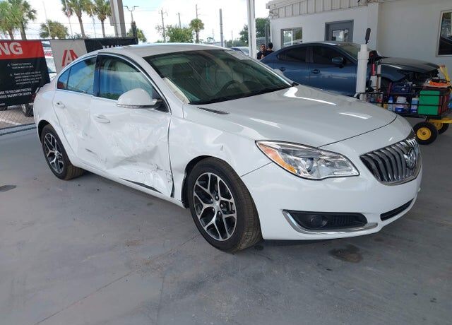 2017 BUICK Regal