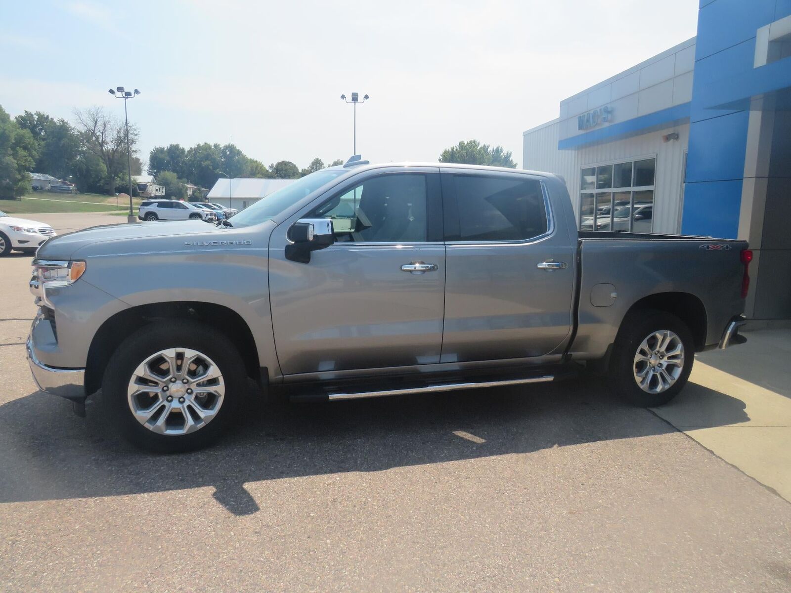 2024 CHEVROLET Silverado