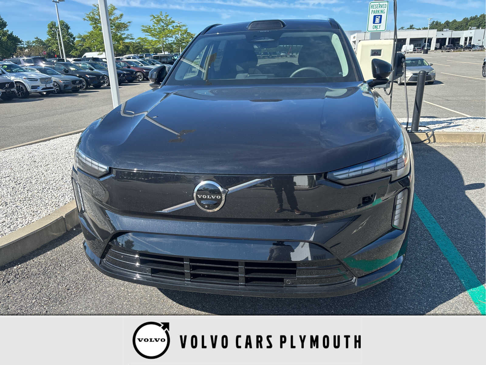 2025 VOLVO EX90