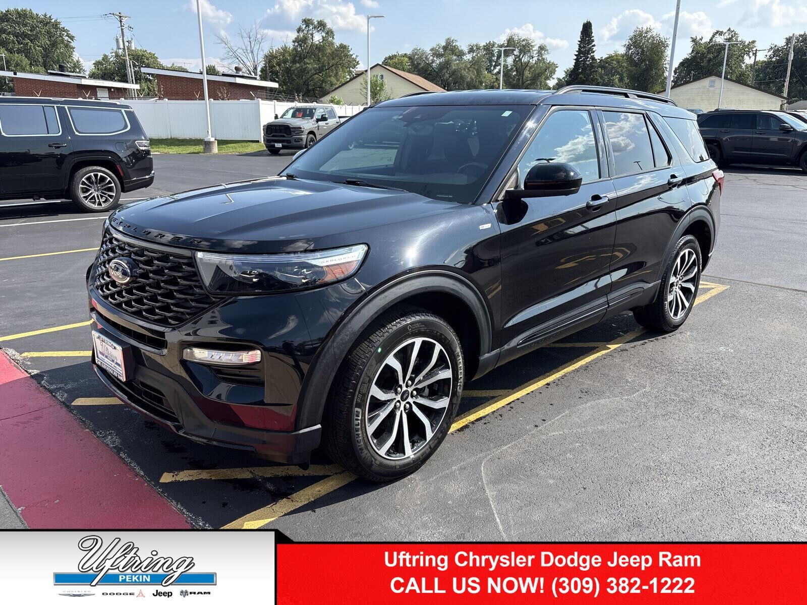 2023 FORD Explorer