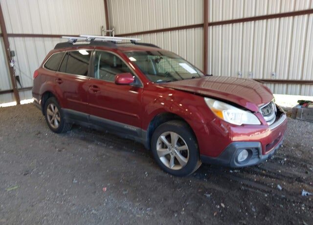 2013 SUBARU Outback