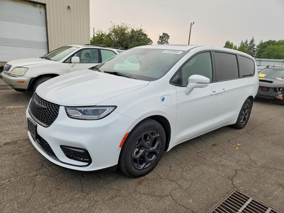 2022 CHRYSLER Pacifica