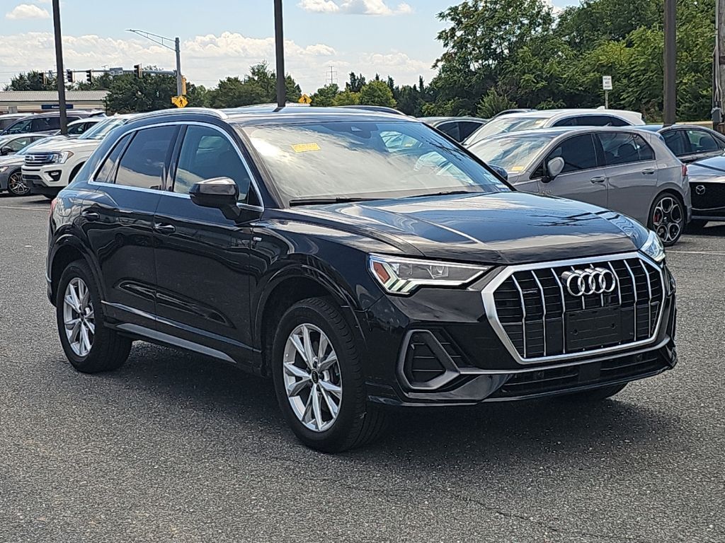 2024 AUDI Q3