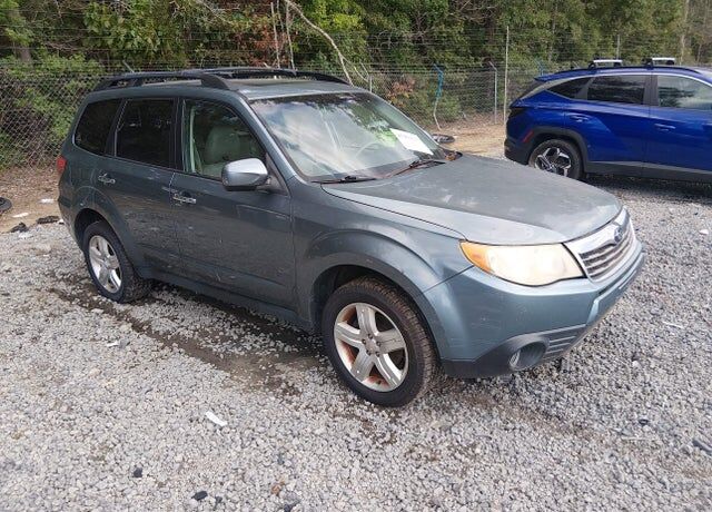 2010 SUBARU Forester