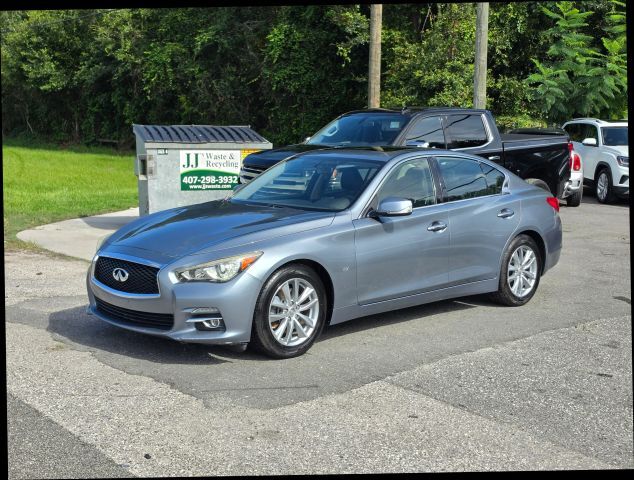 2015 INFINITI Q50
