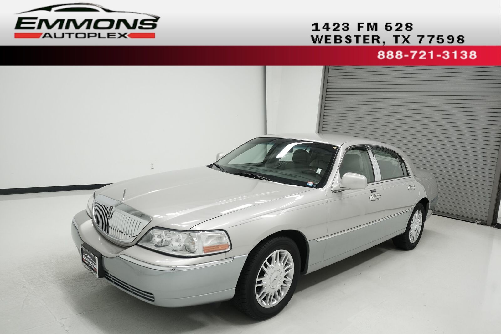 2006 LINCOLN Town Car