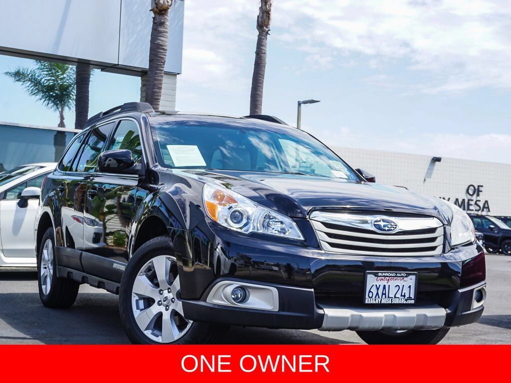 2012 SUBARU Outback