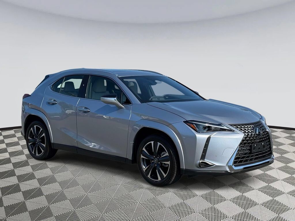 2025 LEXUS UX