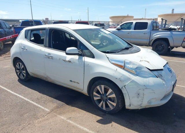 2017 NISSAN Leaf