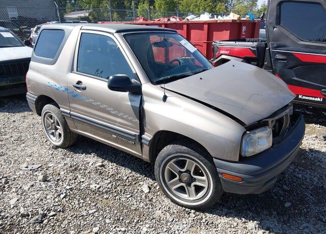 2002 CHEVROLET Tracker