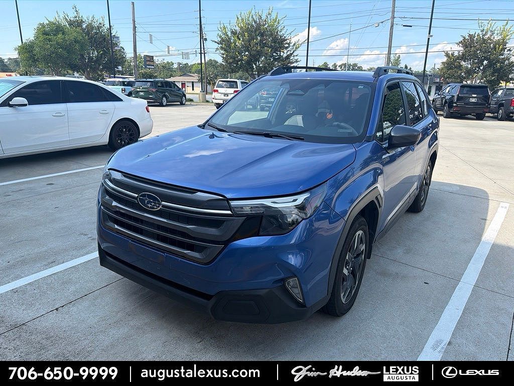 2025 SUBARU Forester