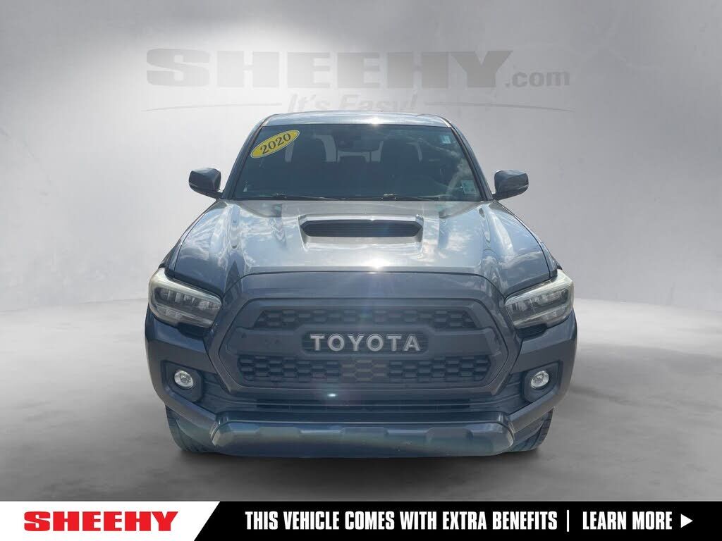 2020 TOYOTA Tacoma