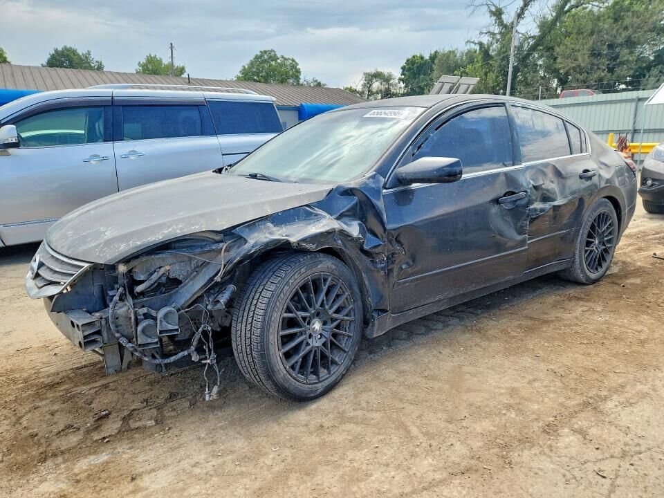 2012 NISSAN Altima