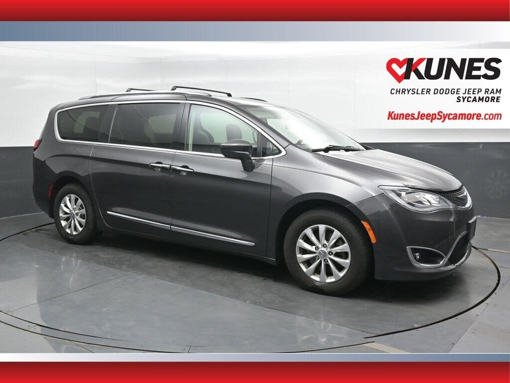 2018 CHRYSLER Pacifica