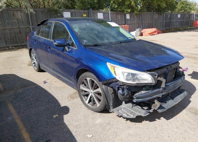 2015 SUBARU Legacy