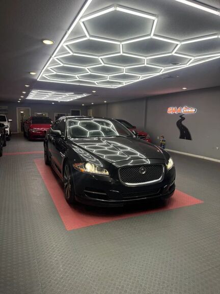 2015 JAGUAR XJ