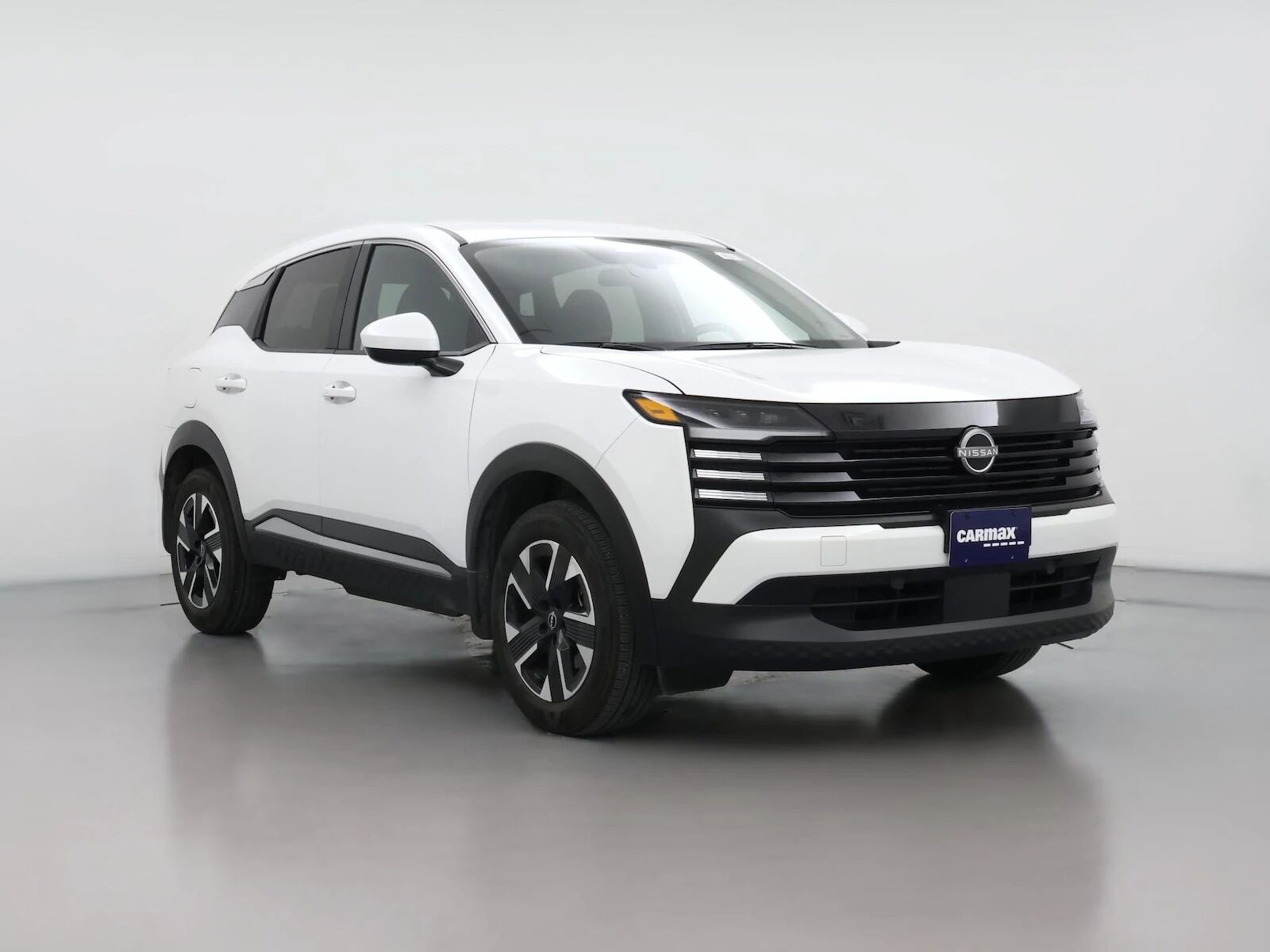 2025 NISSAN Kicks