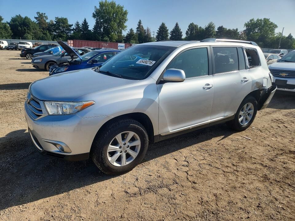 2013 TOYOTA Highlander